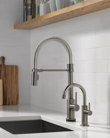 Delta Faucet logo