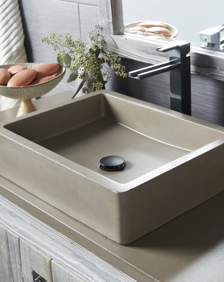 Native Trails logo
